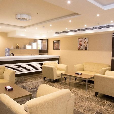 Al Manarat Al Raqiyah Furnished Units Aparthotel Джеда Екстериор снимка